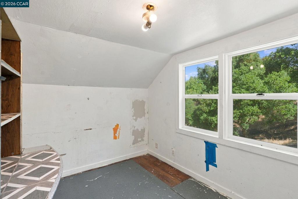 41152015 Property Photo 35