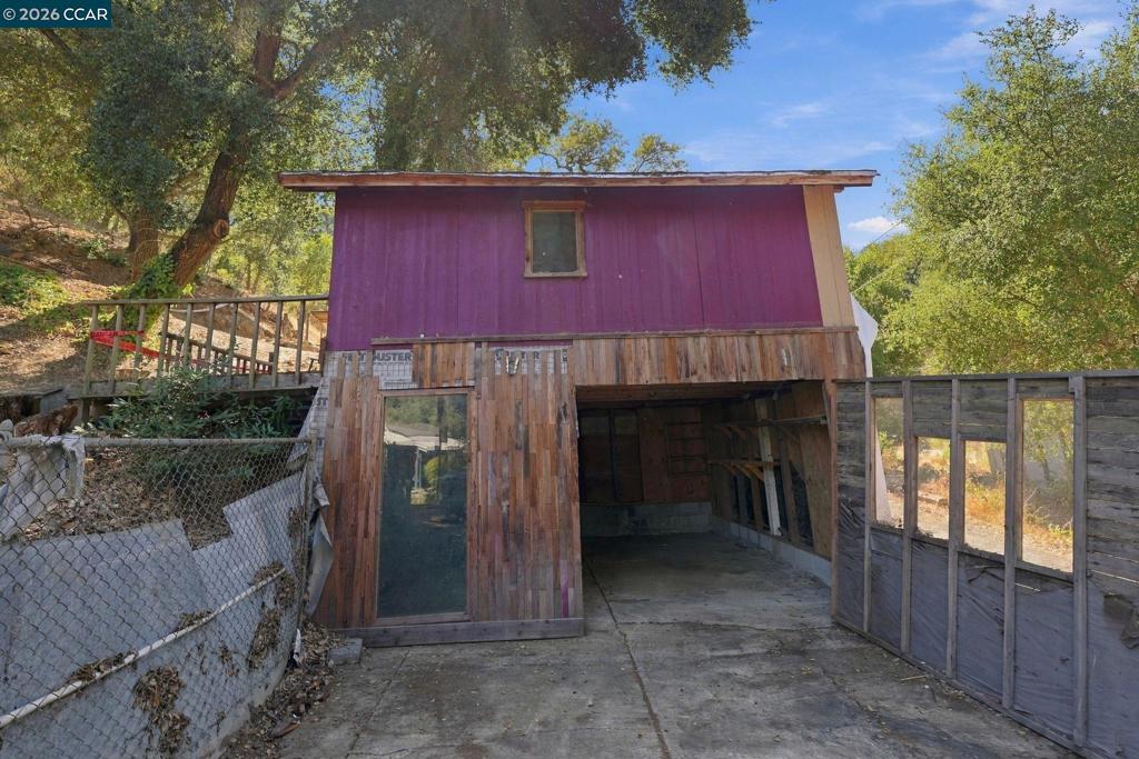 41152015 Property Photo 37