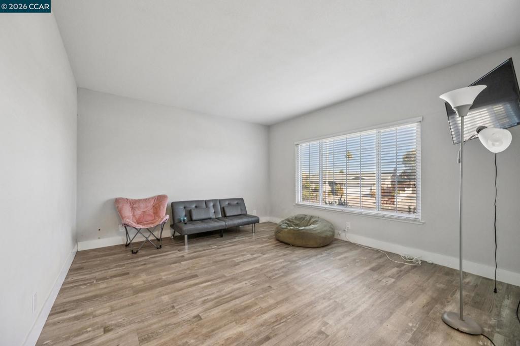 20 Clairmont Pl Property Photo 4