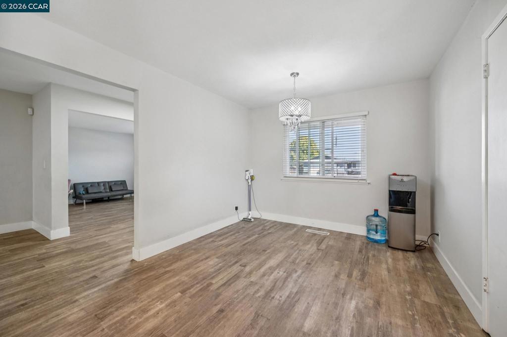 20 Clairmont Pl Property Photo 8