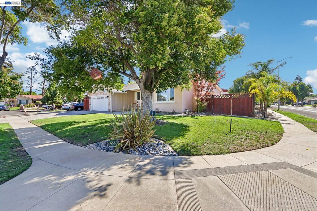 4860 Humber Pl Property Photo 2