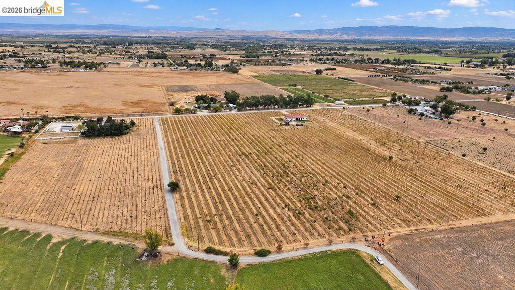 2600 Tule Ln Property Photo 11