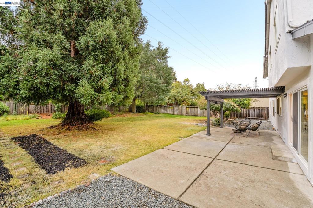 2107 Asenath Ct Property Photo 61