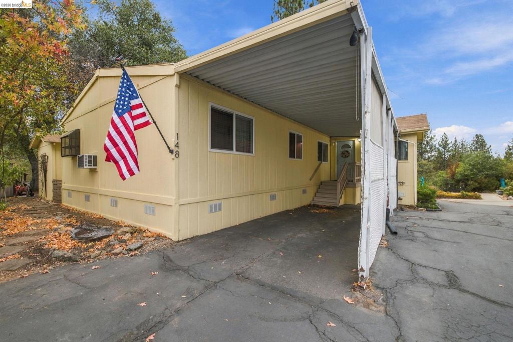 10956 Green St Property Photo 1