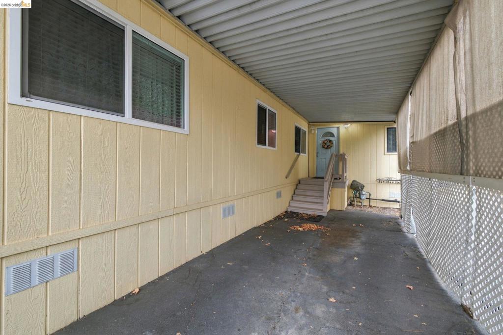 10956 Green St Property Photo 2