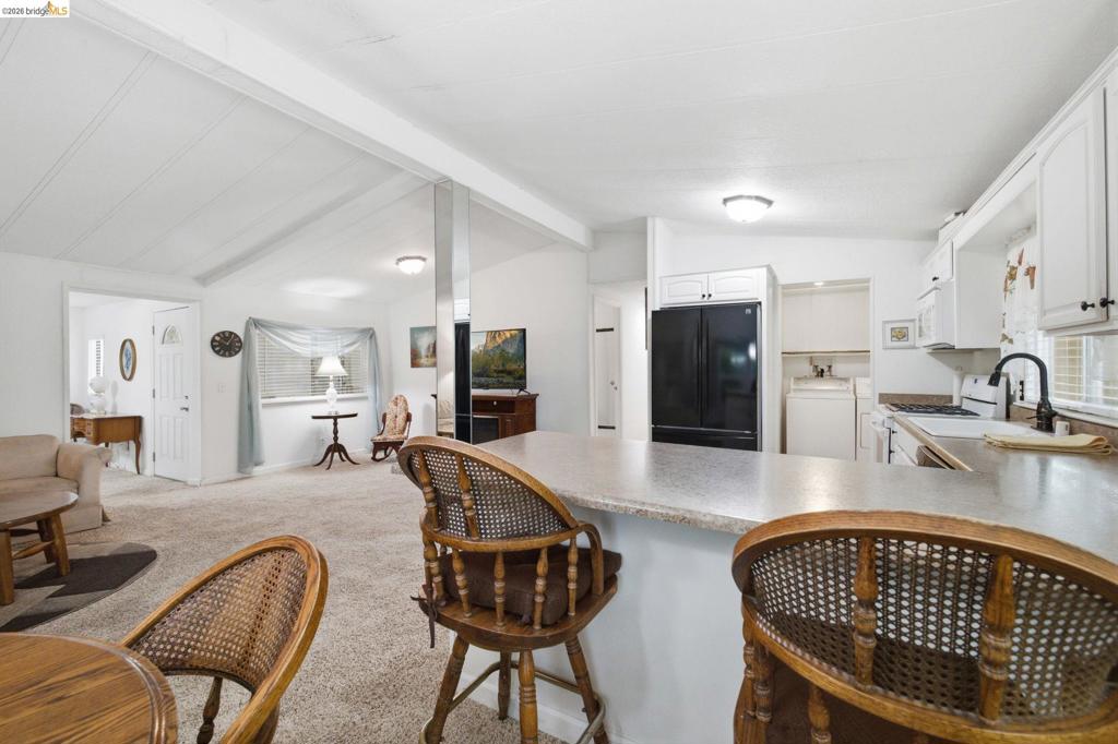 10956 Green St Property Photo 9