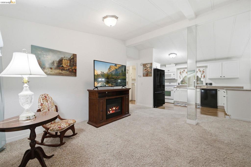 10956 Green St Property Photo 13