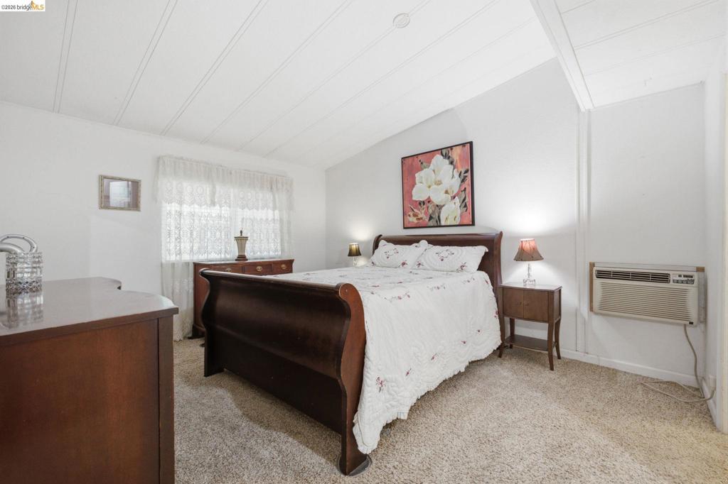 10956 Green St Property Photo 17