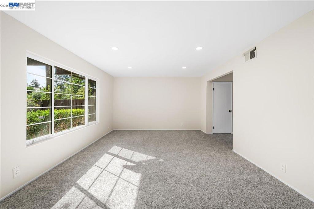 380 Serramonte Ter Property Photo 7