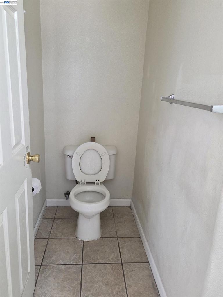 378 Alvarado St Property Photo 7