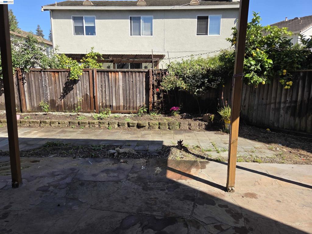 378 Alvarado St Property Photo 26