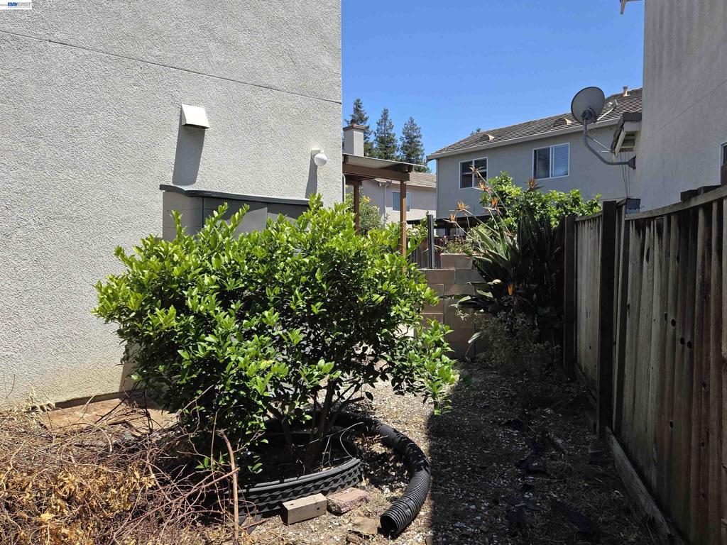 378 Alvarado St Property Photo 29