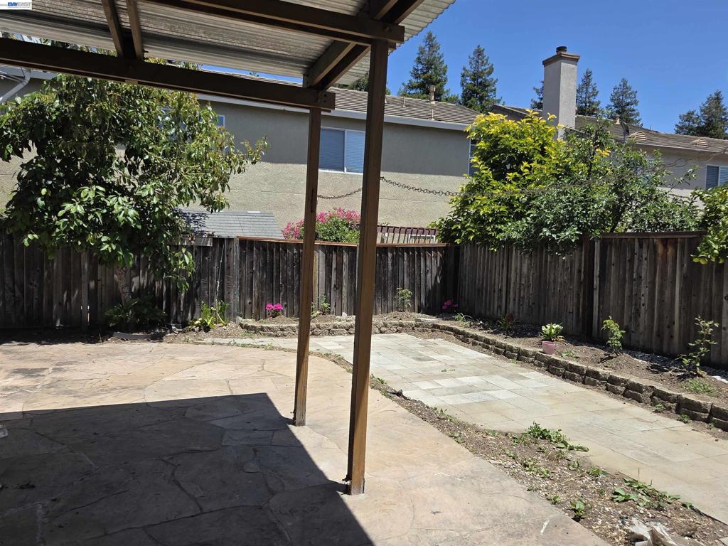378 Alvarado St Property Photo 32