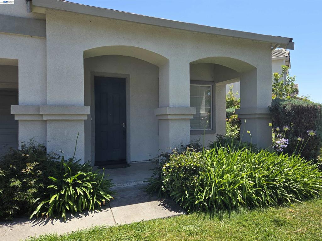 378 Alvarado St Property Photo 33