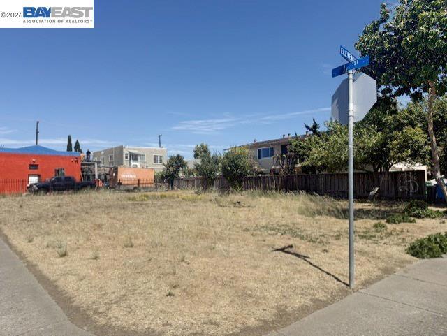 11 Th St Property Photo 2