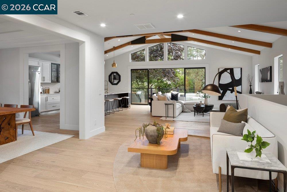 13555 Skyline Blvd Property Photo 7