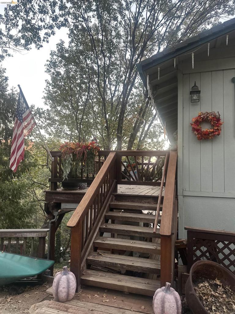 23965 Hitching Post Rd. Property Photo 3