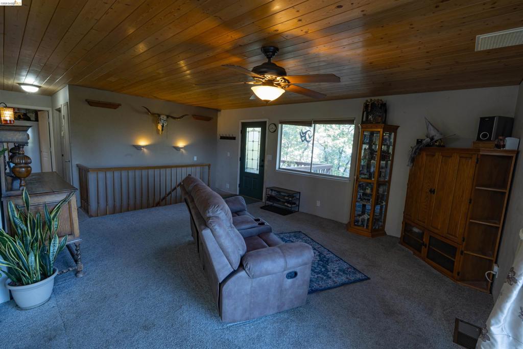 23965 Hitching Post Rd. Property Photo 5