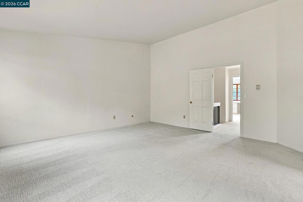 14 Hyannis Cove Property Photo 22