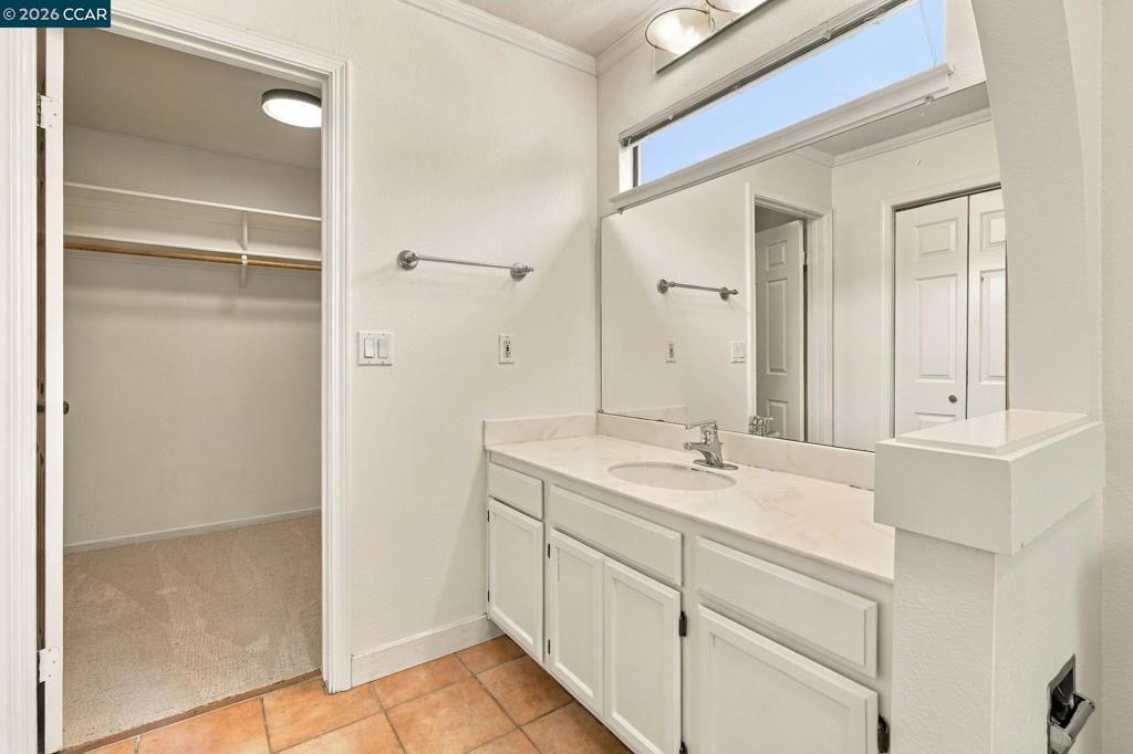 14 Hyannis Cove Property Photo 24