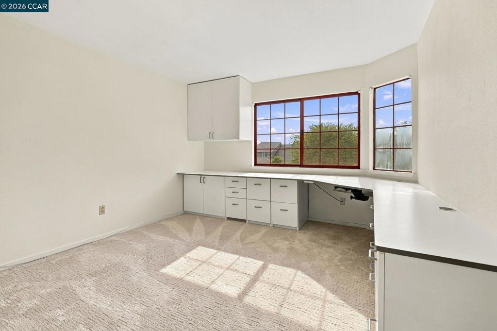 14 Hyannis Cove Property Photo 26