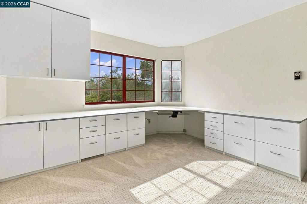 14 Hyannis Cove Property Photo 27