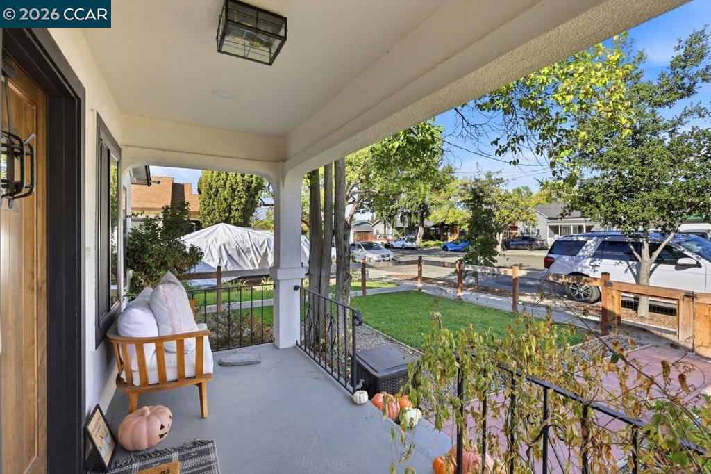 507 N M St Property Photo 4