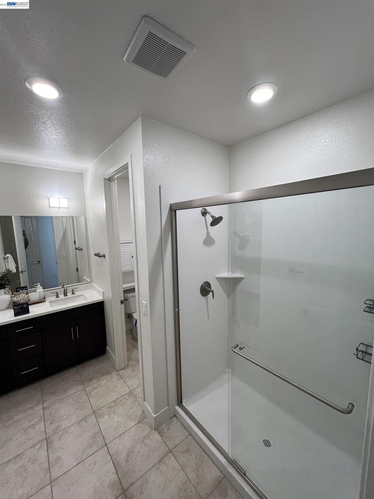1233 Merry Loop Property Photo 14