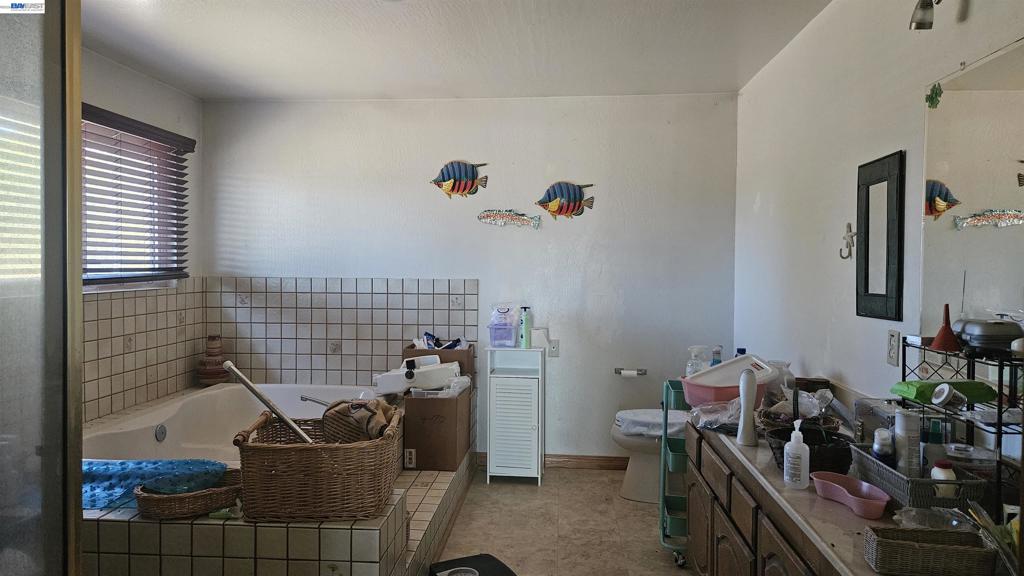 4427 Taylor Ave Property Photo 14