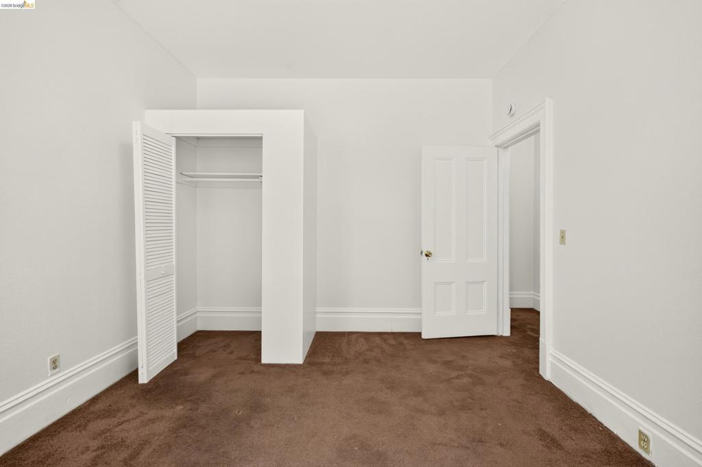 2440 12th Ave Property Photo 6