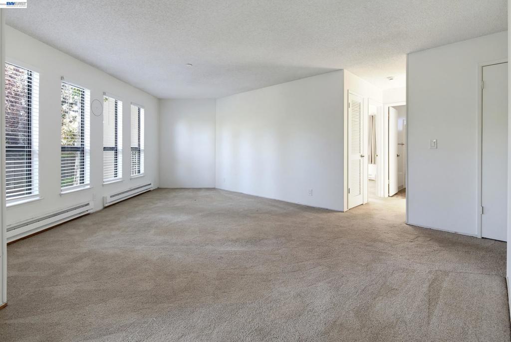 39400 Albany Common Apt C Property Photo 18