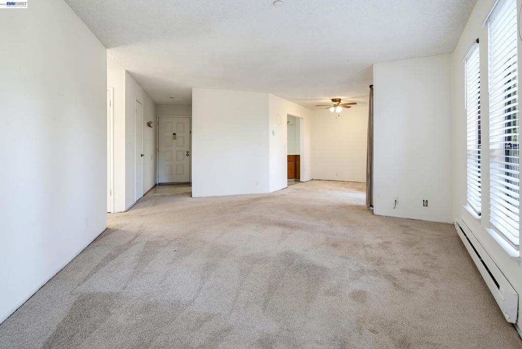 39400 Albany Common Apt C Property Photo 20