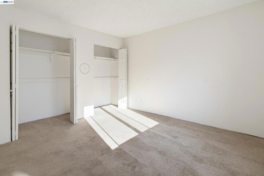 39400 Albany Common Apt C Property Photo 24