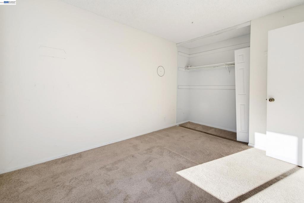 39400 Albany Common Apt C Property Photo 26