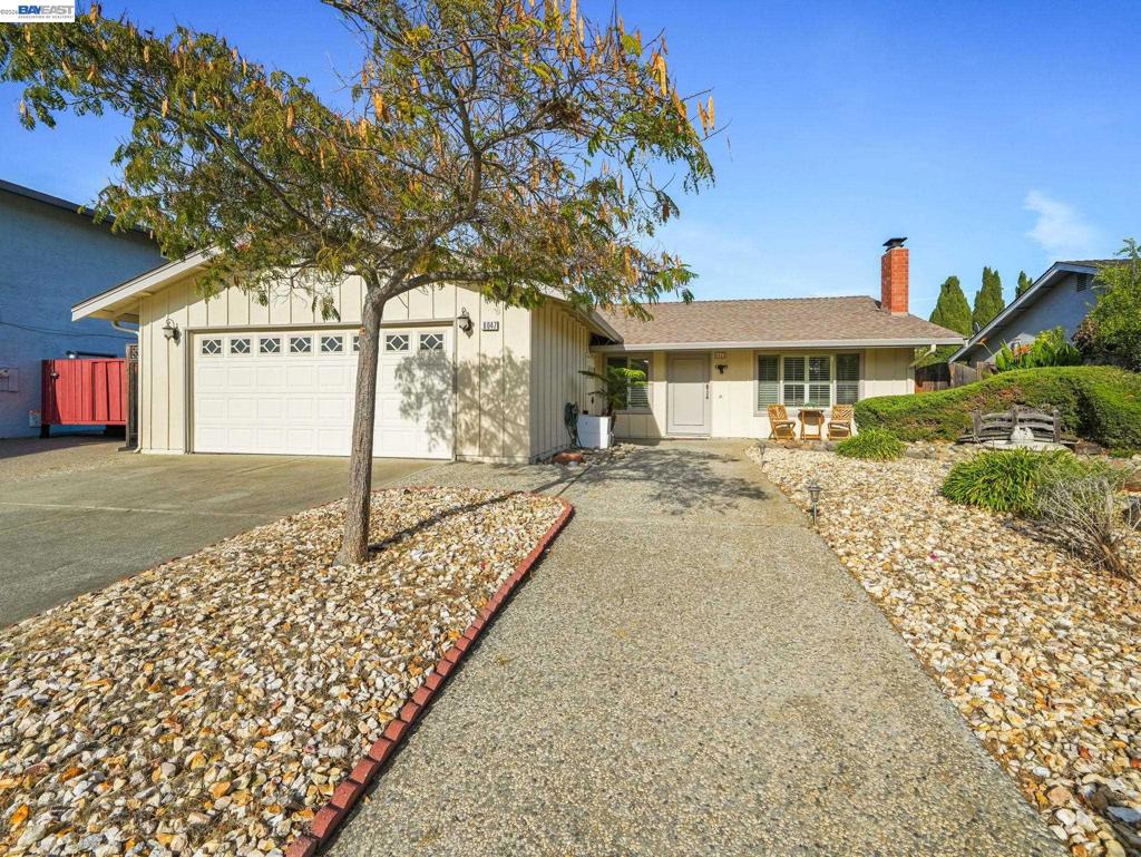 8047 Del Monte Ave Property Photo 1