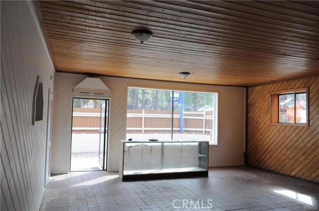 41248 Big Bear Boulevard Property Photo 11