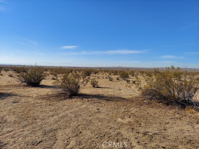 13201 Glendower Avenue Property Photo