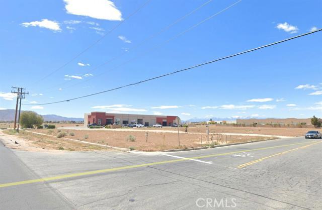 13492 Central Road Property Photo 4