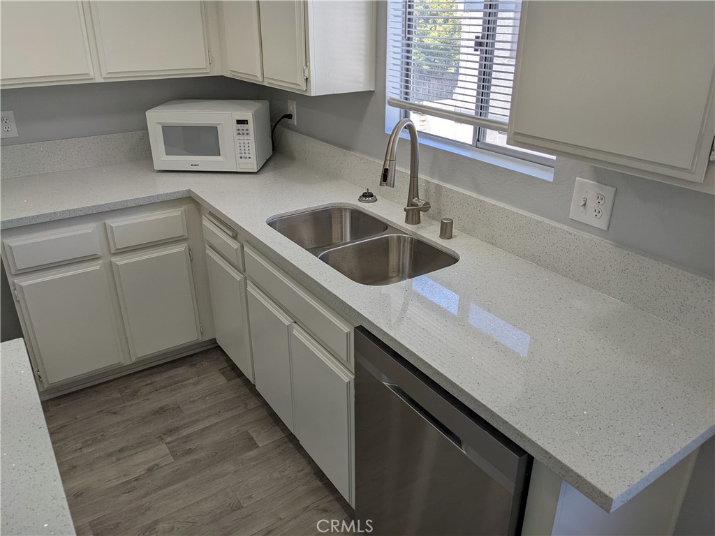 845 W Olive Avenue D Property Photo 14