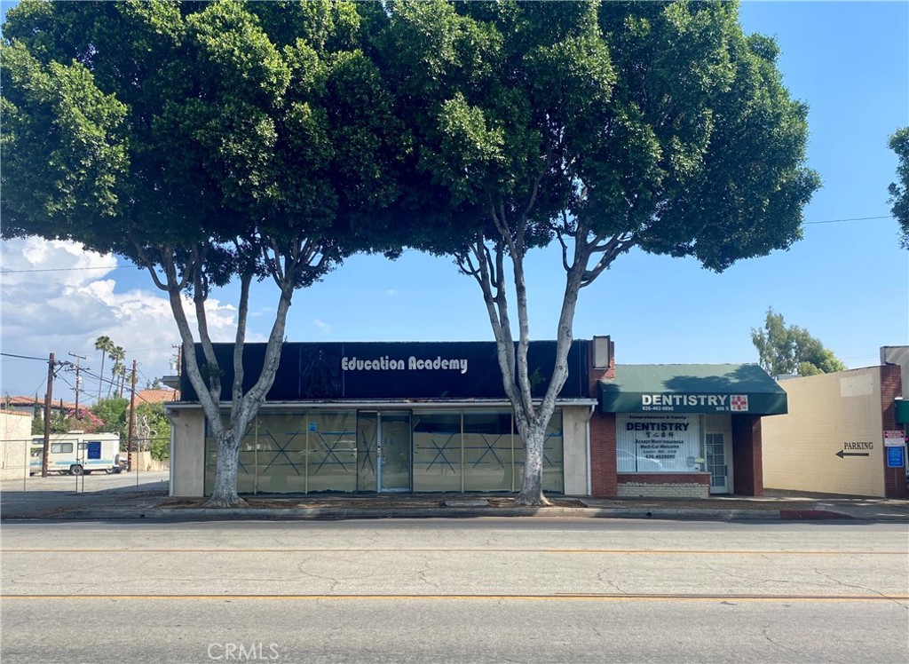 900 S Baldwin Avenue Property Photo