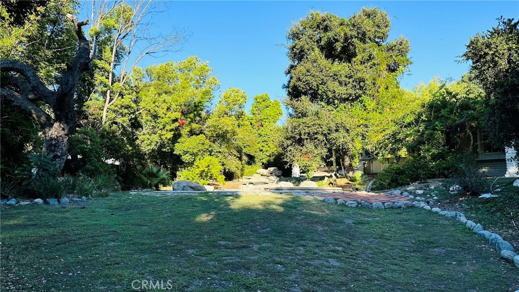 18 Woodlyn Lane Property Photo 6