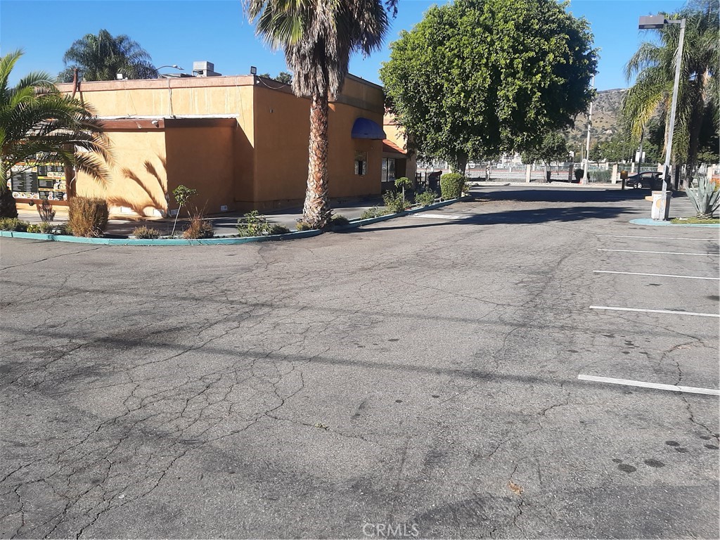 600 E Foothill Boulevard Property Photo 6