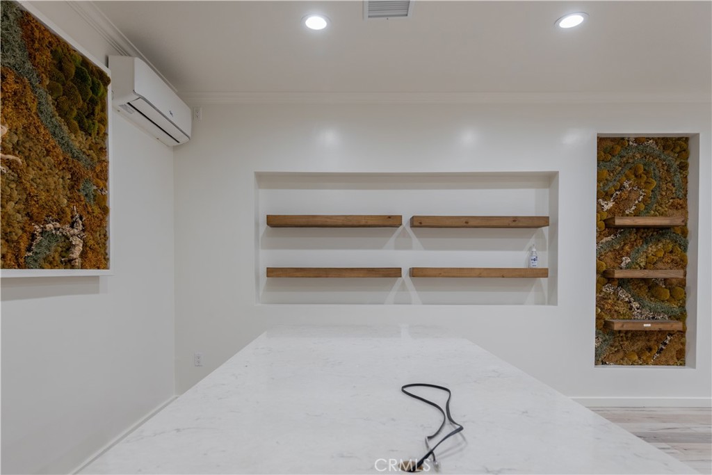 128 S Rosemead Boulevard A Property Photo 14