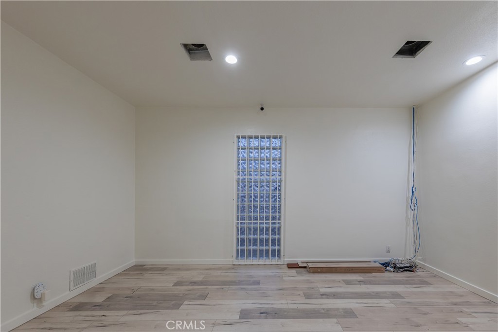 128 S Rosemead Boulevard A Property Photo 19