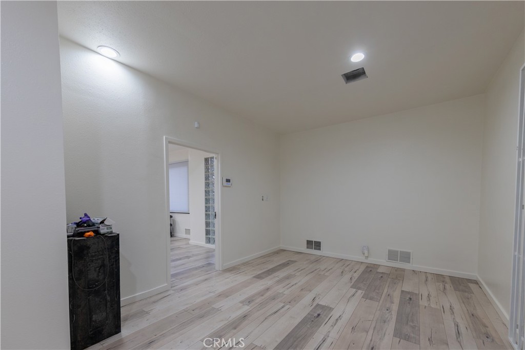 128 S Rosemead Boulevard A Property Photo 21