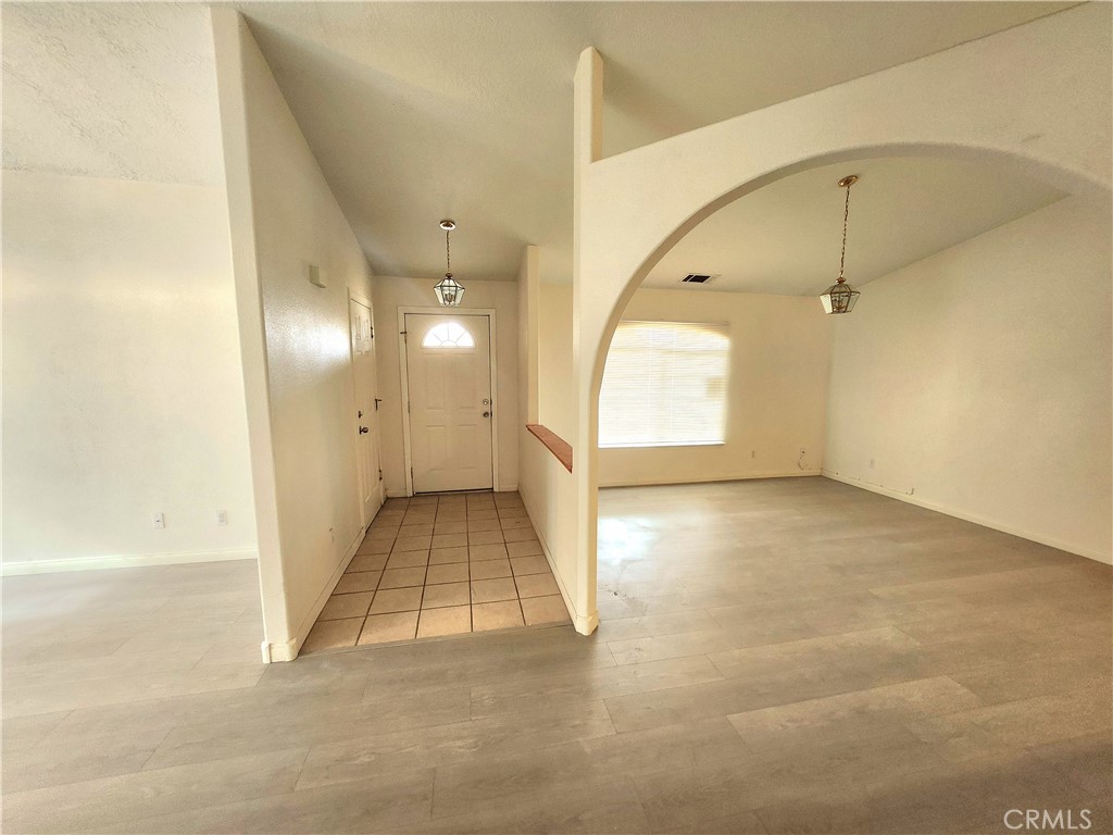 16217 Dale Evans Property Photo 5