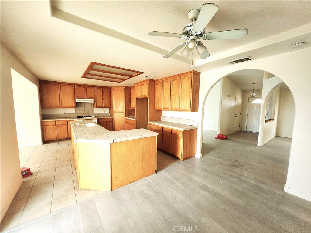 16217 Dale Evans Property Photo 10