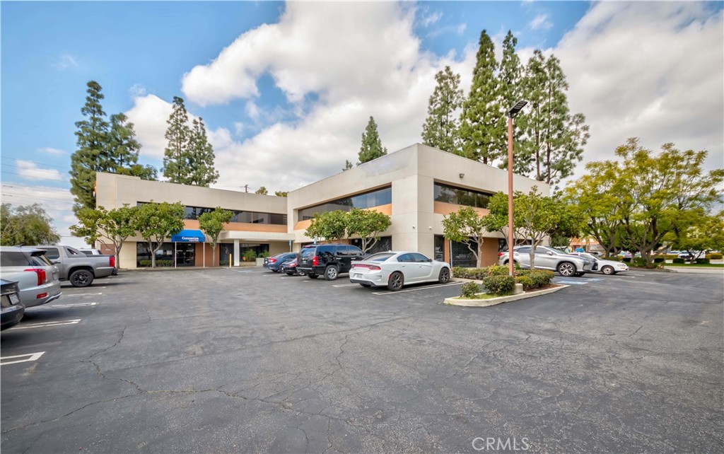6520 N Irwindale Avenue Property Photo 1