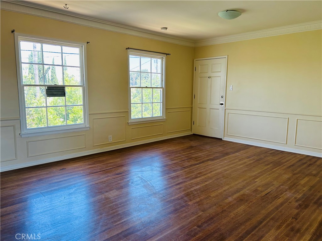 2018 W 39th Street Property Photo 7