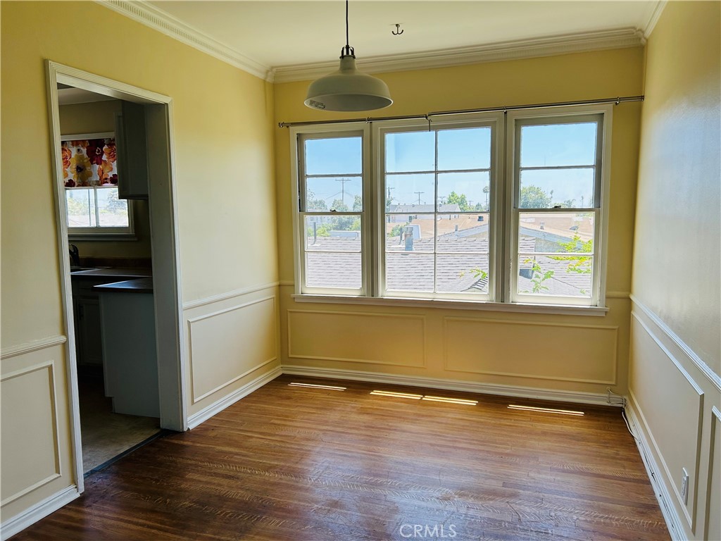 2018 W 39th Street Property Photo 9